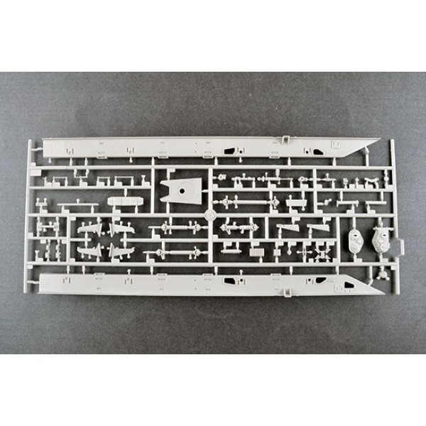 40N6 of 51P6A TEL S-400 1/35 Trumpeter 01057