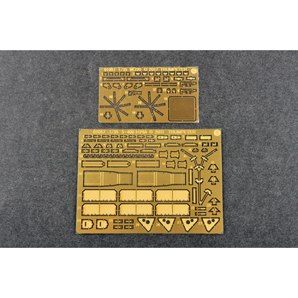 40N6 of 51P6A TEL S-400 1/35 Trumpeter 01057