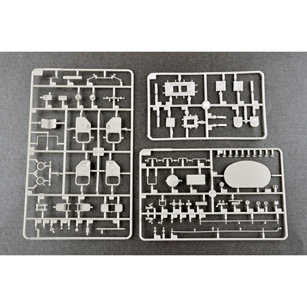AA-60 (7310) model 160.01 ARFF 1/35 Trumpeter 01074