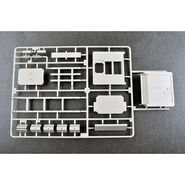M920 trailer towing M870A1 semi-trailer  1/35 Trumpeter 01078