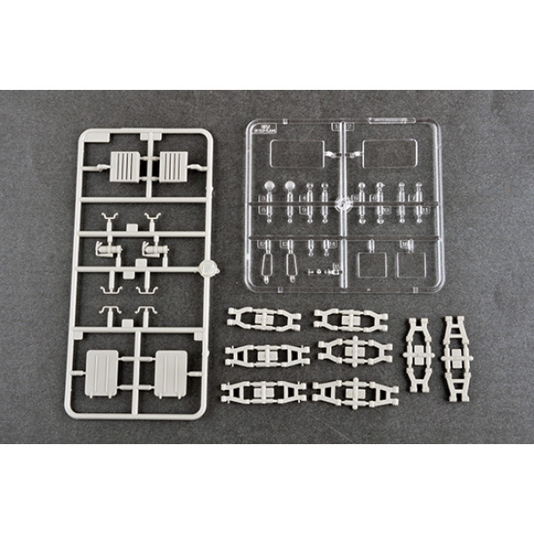  KET-T Recovery Vehicle based on the MAZ-537 1/35 Trumpeter  01079