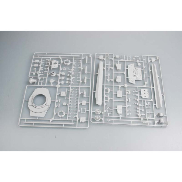 German E-75 (75-100 tons)/Standardpanzer 1/35 Trumpeter  01538