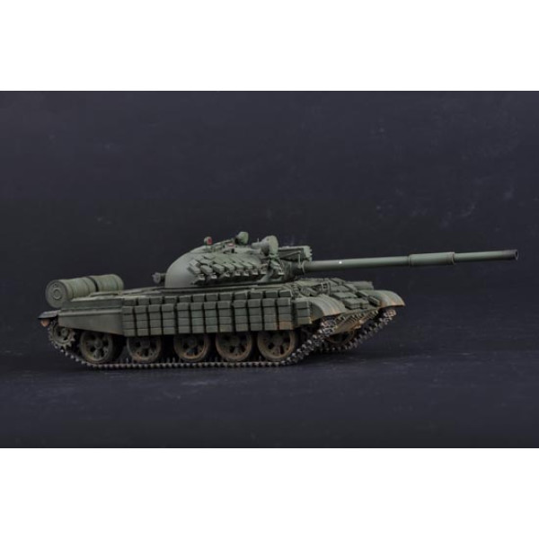 Радянський середній танк T-62 ERA (мод.1962) 1/35 Trumpeter 01555
