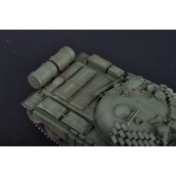 Радянський середній танк T-62 ERA (мод.1962) 1/35 Trumpeter 01555