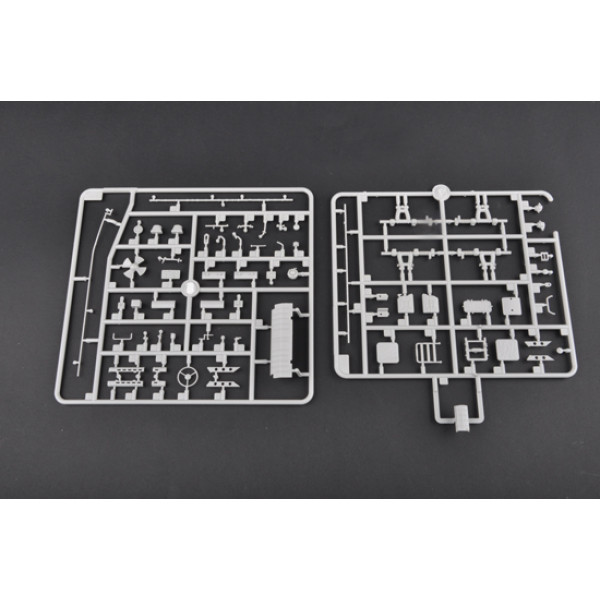 Радянський БТР-60П / ПУ 1/35 Trumpeter 01576