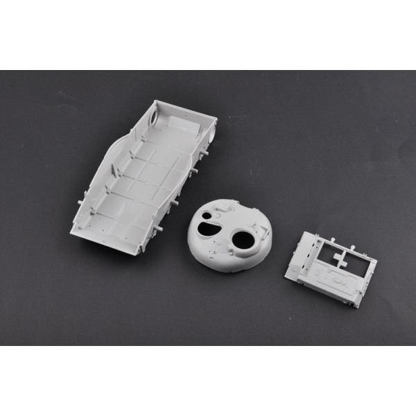 Soviet T-64B MOD 1975 1/35 Trumpeter 01581