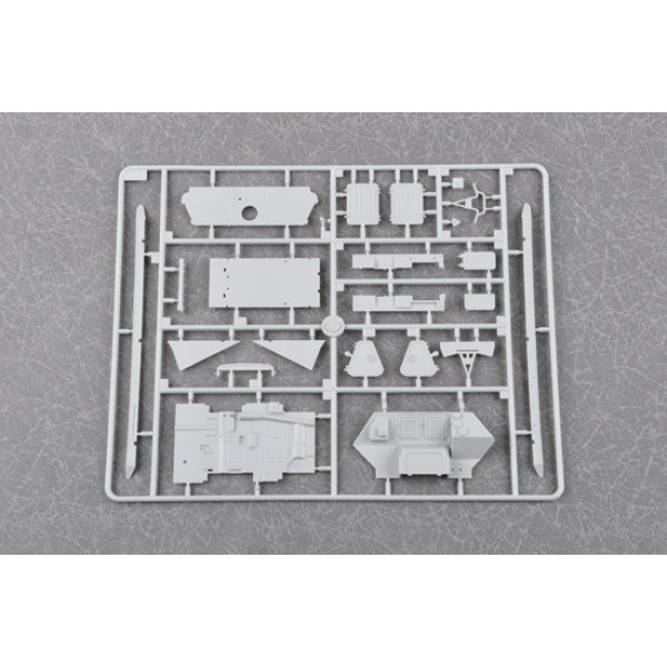  Russian BTR-70 APC in Afghanistan  1/35 Trumpeter 01593