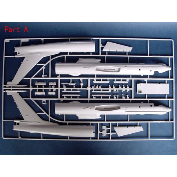 Туполєв ТУ-142MR BEAR- J 1/72 Trumpeter 01609