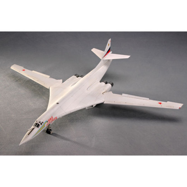 Надзвуковий бомбардувальник-ракетоносець ТУ-160 "BlackJack" Bomber 1/72 Trumpeter 01620