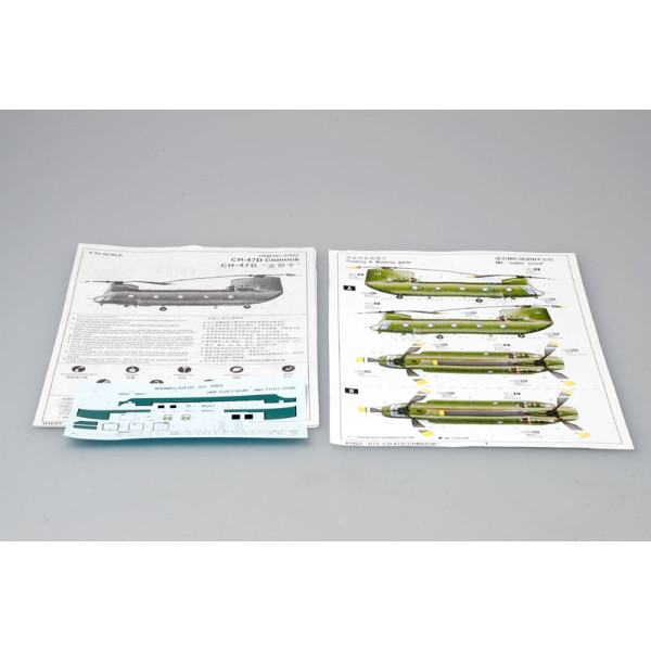 Boeing CH-47D Chinook  1/72 Trumpeter 01622