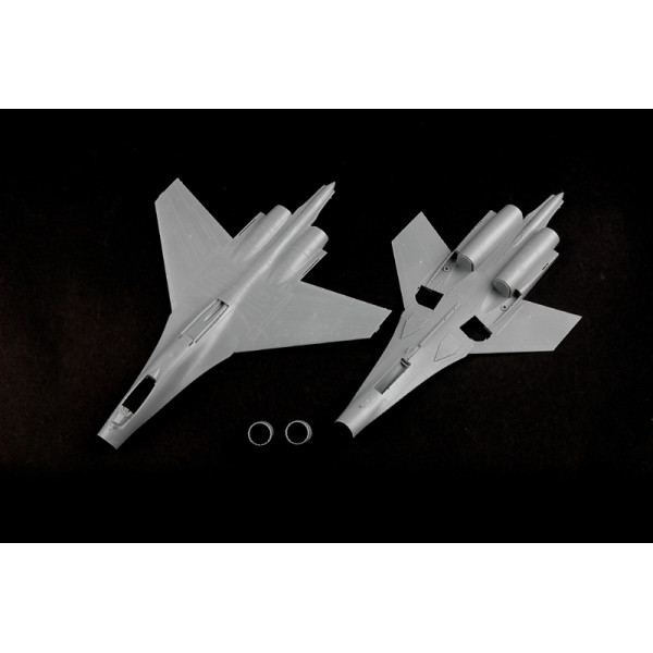 Китайський винищувач J-11B 1/72 Trumpeter 01662