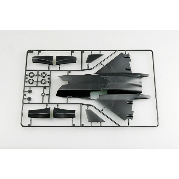 Китайський J-20 Mighty Dragon 1/72 Trumpeter 01663