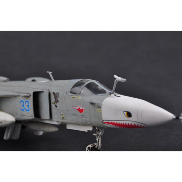 Літак Сухий Су-24МР реактивний літак 1/72 Trumpeter 01672