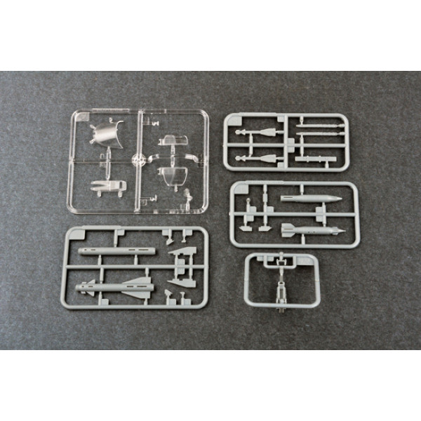 Сухий Су-24М бомбардувальник 1/72 Trumpeter 01673