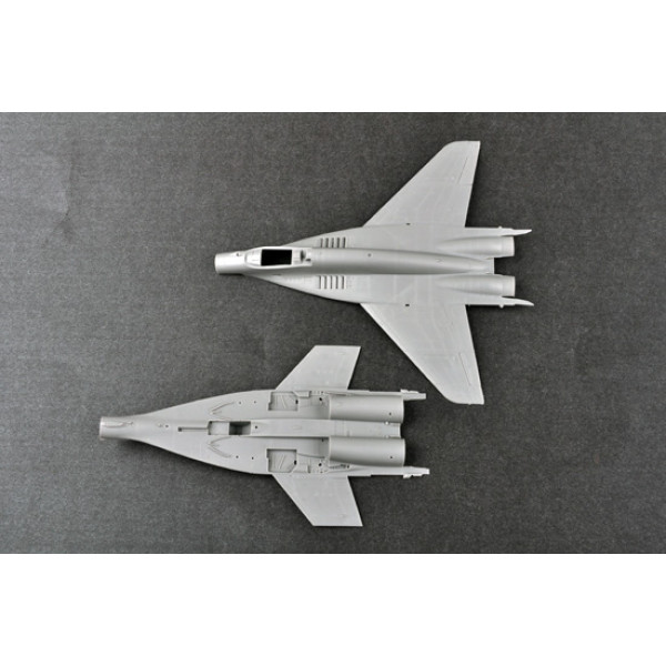 МіГ-29СМТ російський винищувач 1/72 Trumpeter 01676