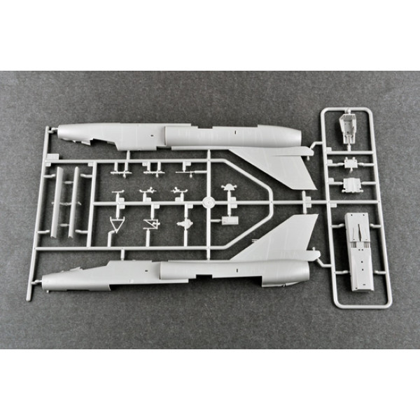 Американський реактивний істебітель F-106A Delta Dart 1/72 Trumpeter 01682