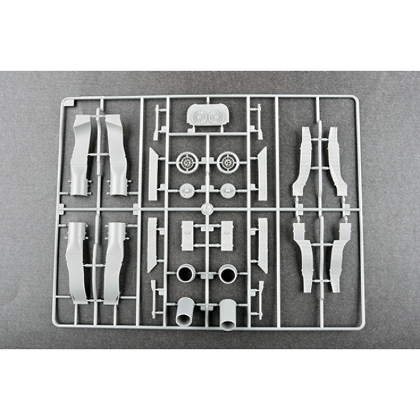 Aircraft MiG-31BM. with KH-47M2 1/72 Trumpeter 01697