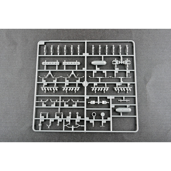 Винищувач Р-40Н "Бойовий орел" 1/32 Trumpeter 02212