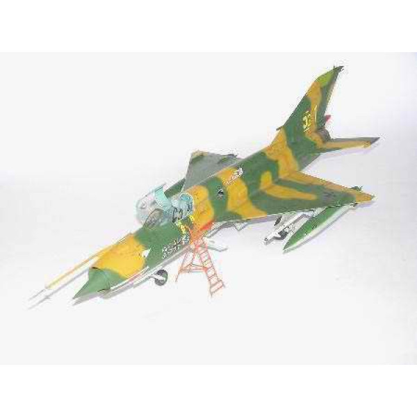 Радянський винищувач МіГ-21МФ 1/32 Trumpeter 02218