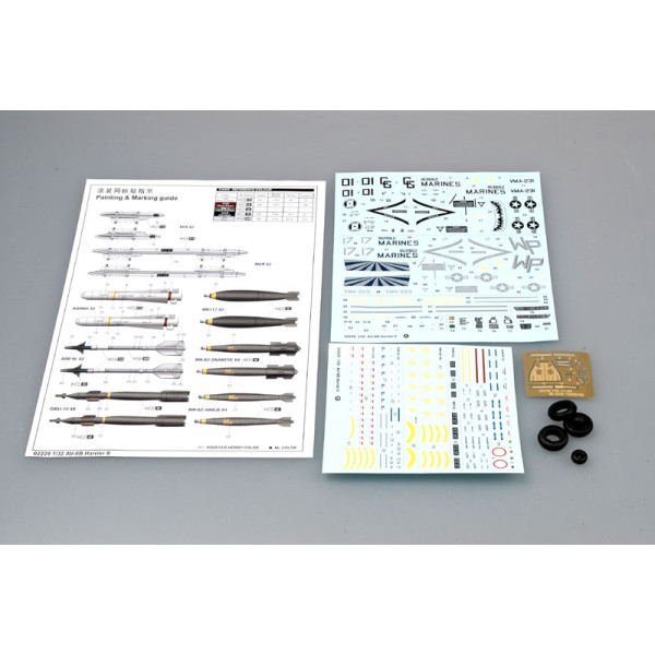 Американський штурмовик AV-8B Harrier II 1/32 Trumpeter 02229