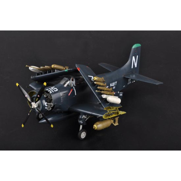 A-1D AD-4 Skyraider 1/32 Trumpeter 02252