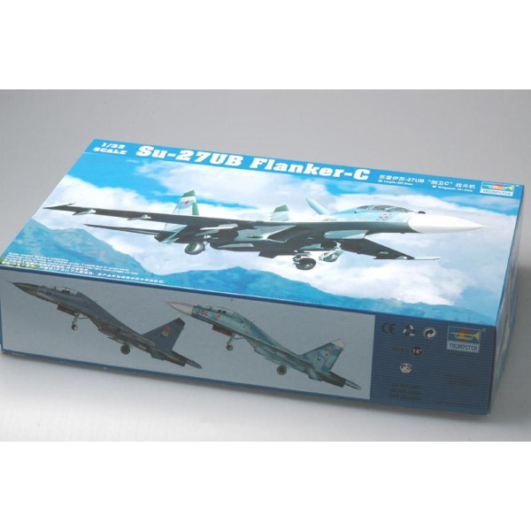 СУ-27УБ - Радянський винищувач    1/32 Trumpeter 02270