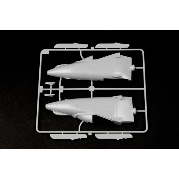 Збірна модель - BAe Harrier GR.7 (RAF service) 1/32  Trumpeter 02287 