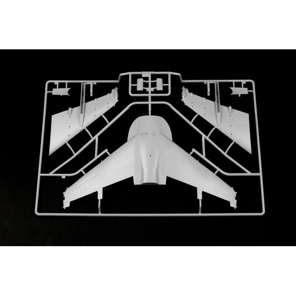 Збірна модель - BAe Harrier GR.7 (RAF service) 1/32  Trumpeter 02287 