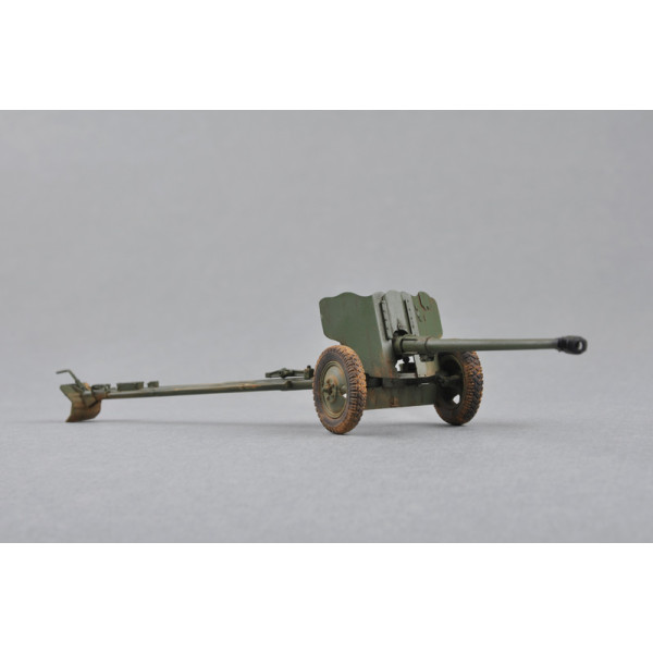 Soviet 85mm D-44 Divisional Gun 1/35 Trumpeter 02339