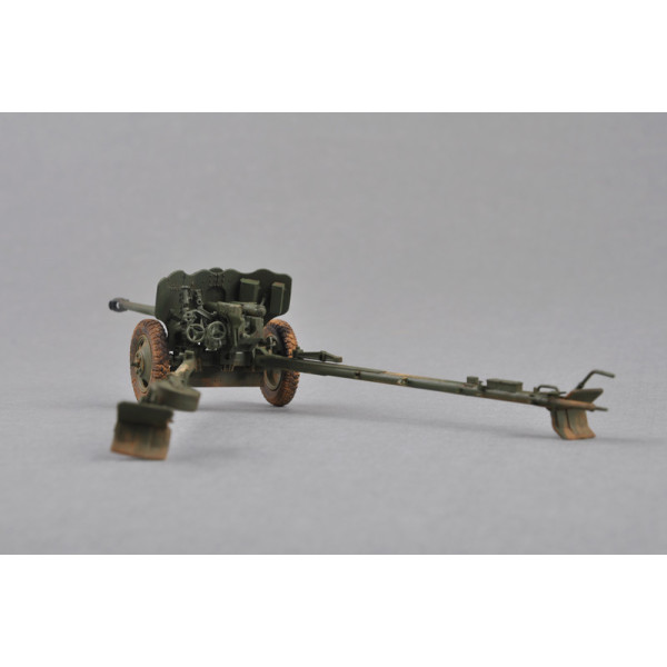 Soviet 85mm D-44 Divisional Gun 1/35 Trumpeter 02339