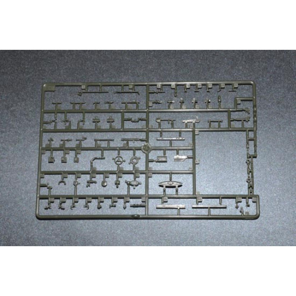 Радянський автомобіль ГАЗ-67Б 1/35 Trumpeter 02346
