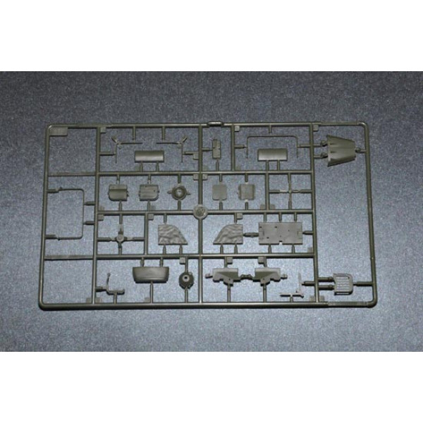 Радянський автомобіль ГАЗ-67Б 1/35 Trumpeter 02346