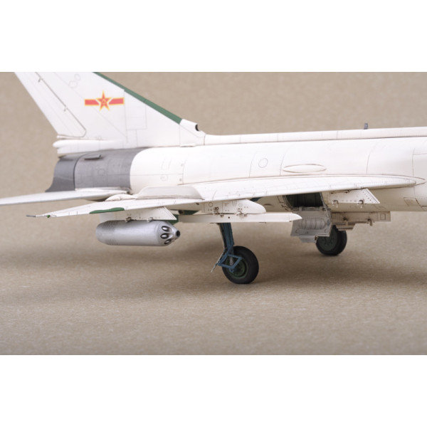 Китайський літак J-8D Finback 1/48 Trumpeter 02846