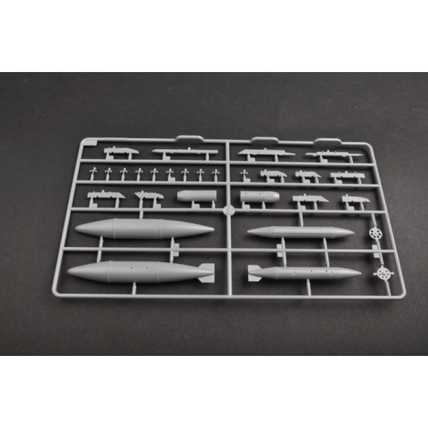 Китайський літак J-8D Finback 1/48 Trumpeter 02846