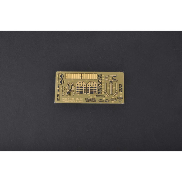 Радянський винищувач МіГ-23 МФ 1/48 Trumpeter 02854