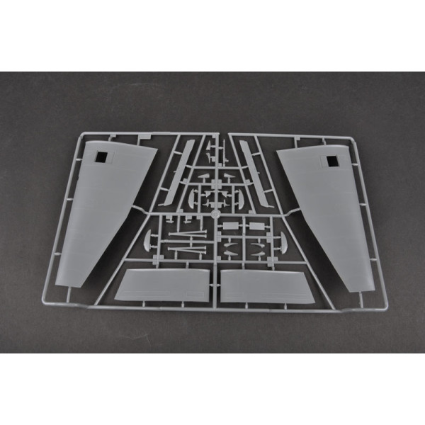 Ju-87B-2 German Dive Bomber 1/32 Trumpeter 03214