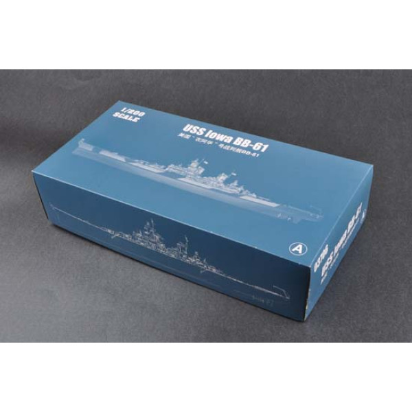  "Айова" лінійний корабель USS IOWA BB-61 1/200 Trumpeter 03706