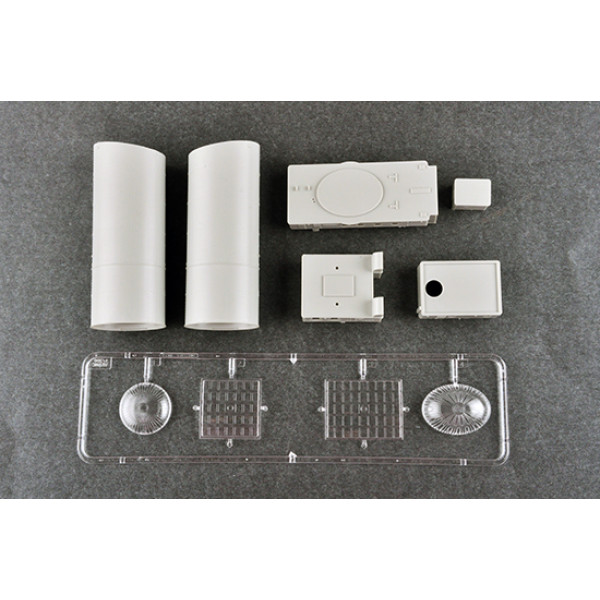 "Titanic" (with LED light) 1/200 Trumpeter 03719