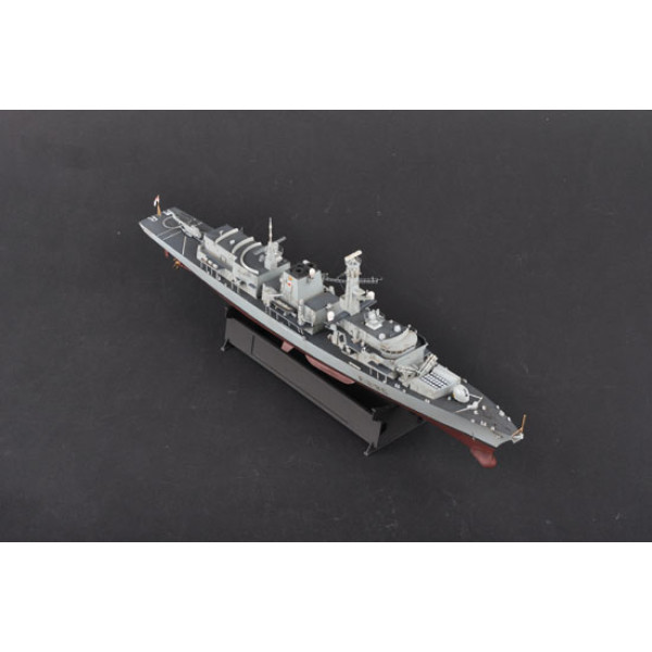 Англійська фрегат HMS тип 23 Frigate - Montrose (F236) 1/350 Trumpeter 04545