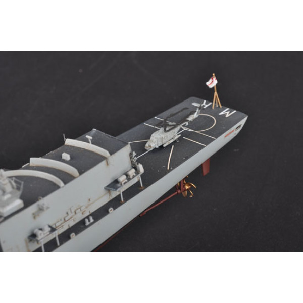 Англійська фрегат HMS тип 23 Frigate - Montrose (F236) 1/350 Trumpeter 04545