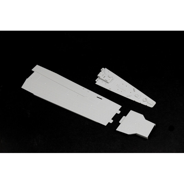 Minsk(Kiev) ussr aircraft carrier 1/550 Trumpeter  05207