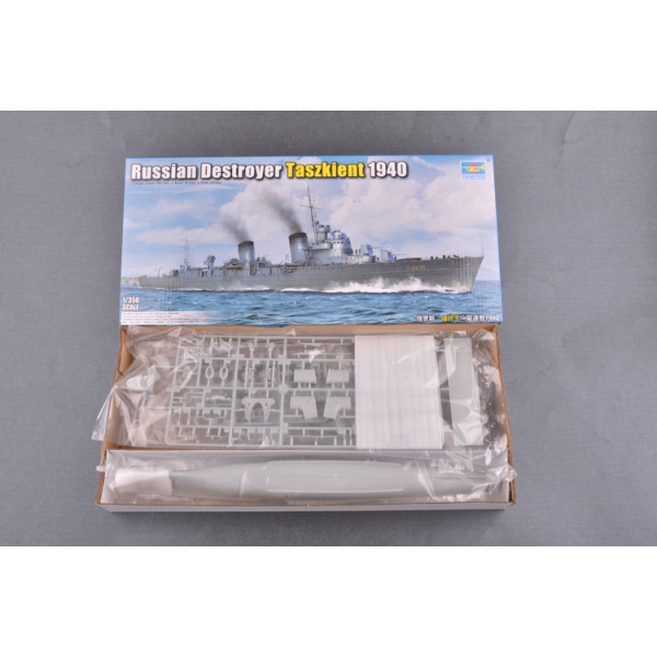 Радянський есмінець "Ташкент" (1940 рік) 1/35 Trumpeter 05356
