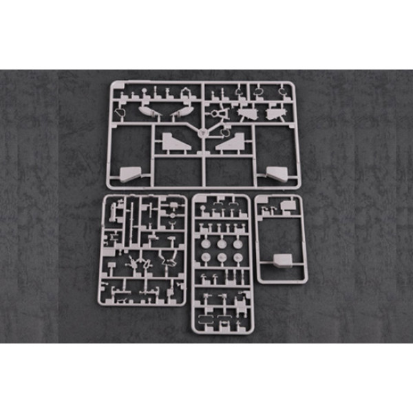 Радянський важкий танк Т-10М 1/35 Trumpeter 05546