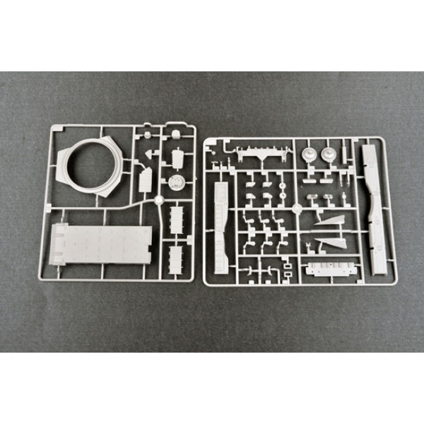 Російський танк Т-90С модернізований 1/35 Trumpeter 05549
