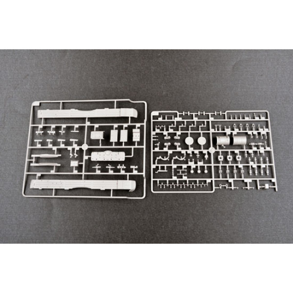Російський танк Т-90С модернізований 1/35 Trumpeter 05549