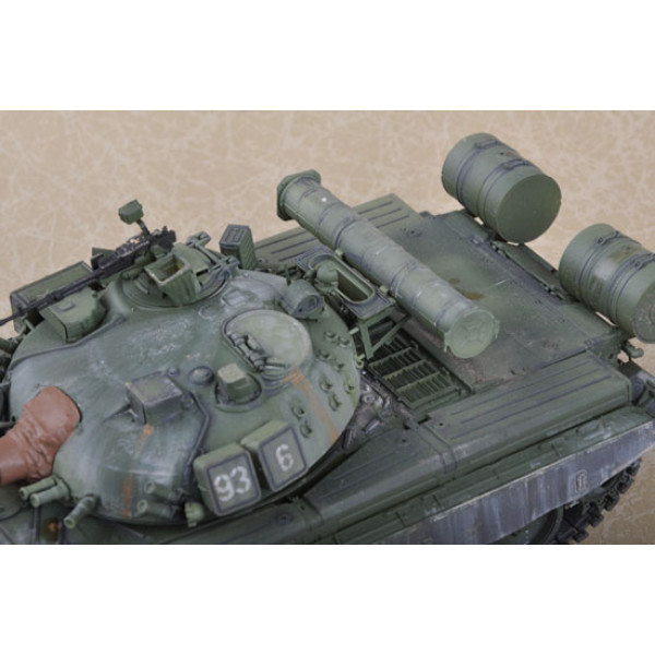 Русский основний бойовий танк Т-80Б 1/35 Trumpeter 05565