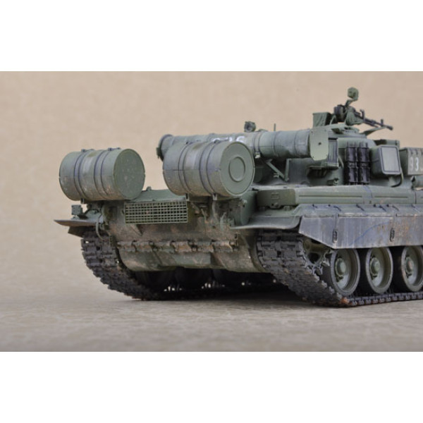 Русский основний бойовий танк Т-80Б 1/35 Trumpeter 05565