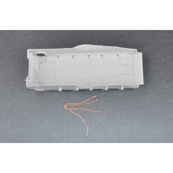 Russian T-80BV MBT 1/35 Trumpeter 05566