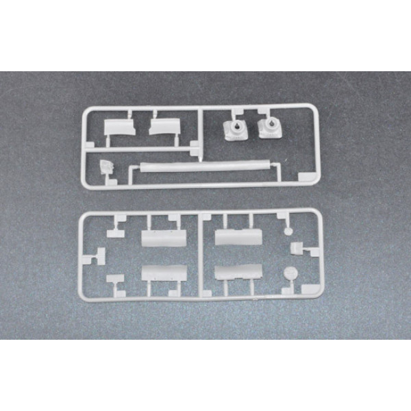 Russian T-80BV MBT 1/35 Trumpeter 05566