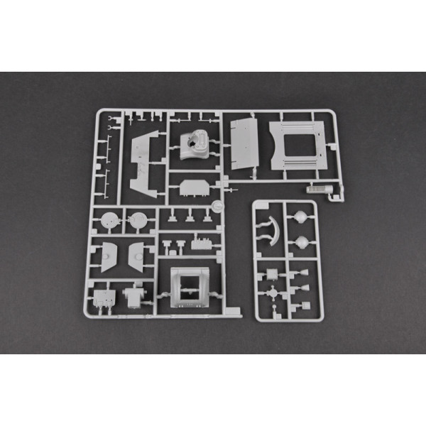 СУ-152 пізня версія радянська САУ 1/35 Trumpeter 05568